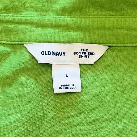 3/$19 Old Navy Linen-Blend Boyfriend Shirt - Picture 6 of 12